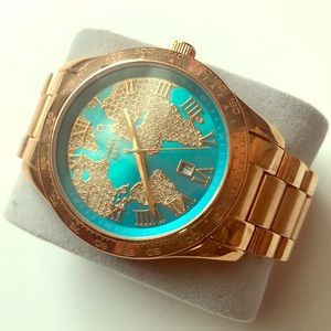 Rose gold Michael Kors world 🌎 watch
